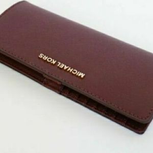 Michael Kors Slim Wallet